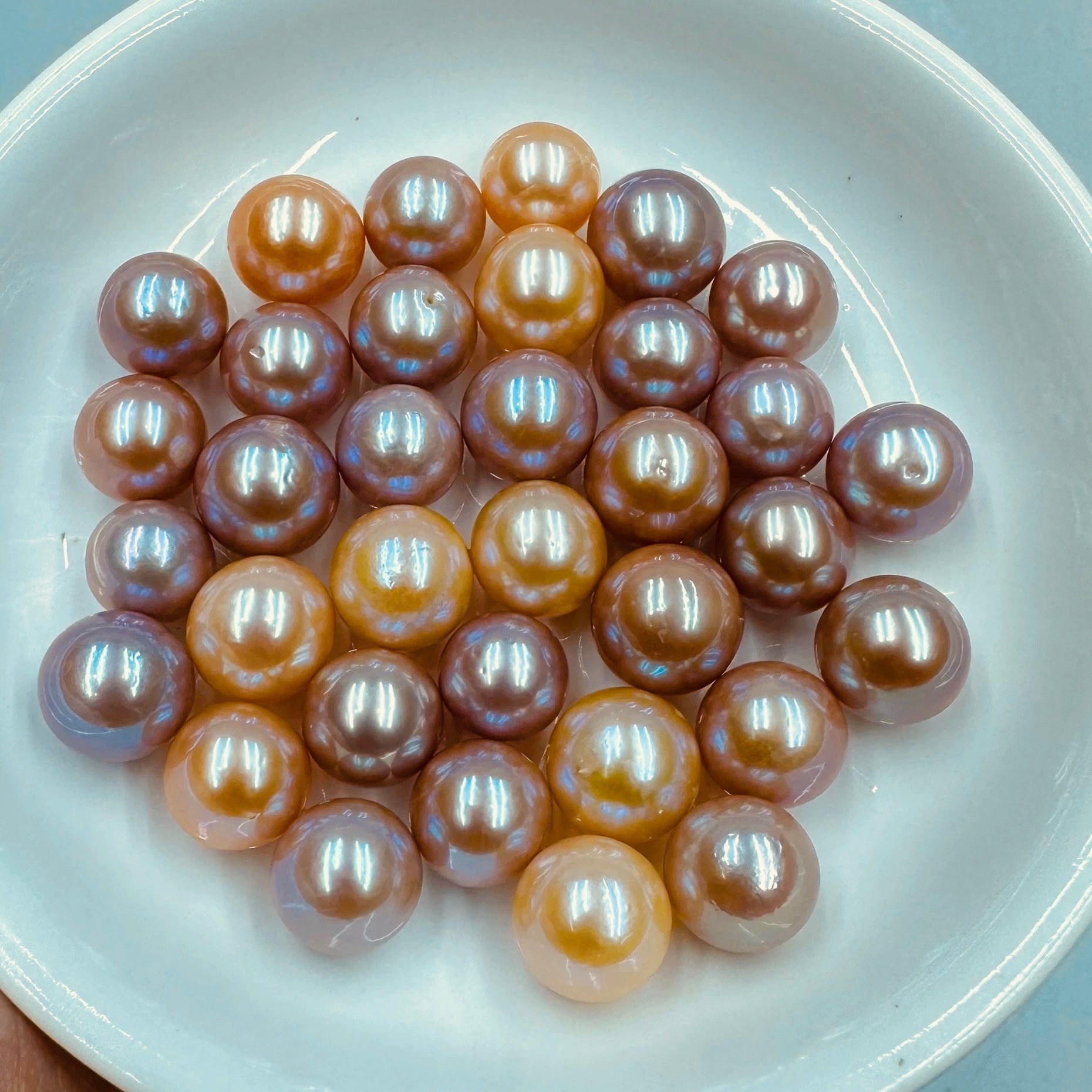 Luminous Rose Gold Edison Premium Round Pearl | Live Opening