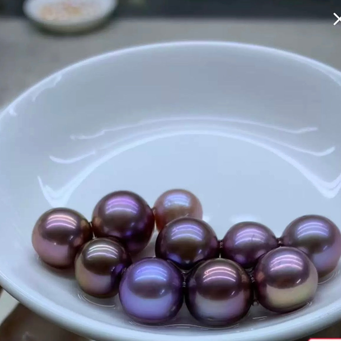 Iridescent Disco Edison Pearl Metallic Luster | Live Opening