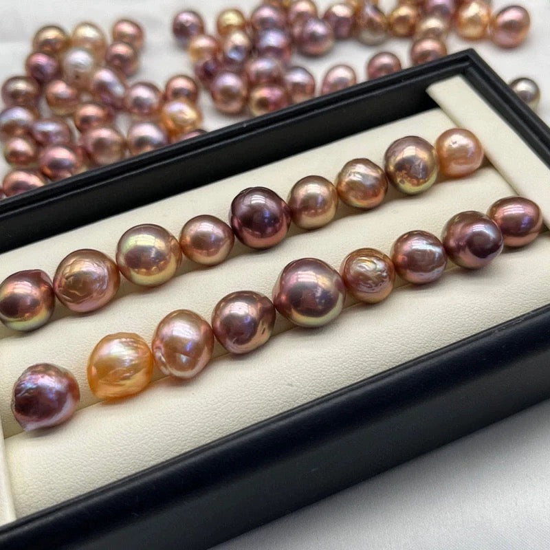 Mini Asteroid Baby Baroque Pearl | Live Opening